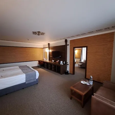 Hot Springs Medical And 4* Баня