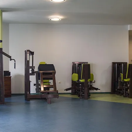 Hot Springs Medical And 4* בניה