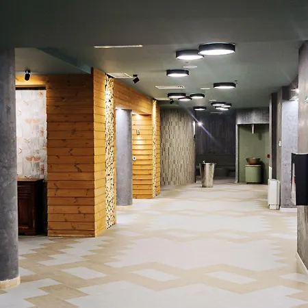Hot Springs Medical And Баня