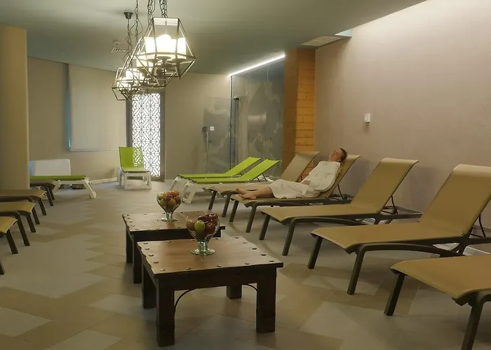 Hot Springs Medical And 4* Banja